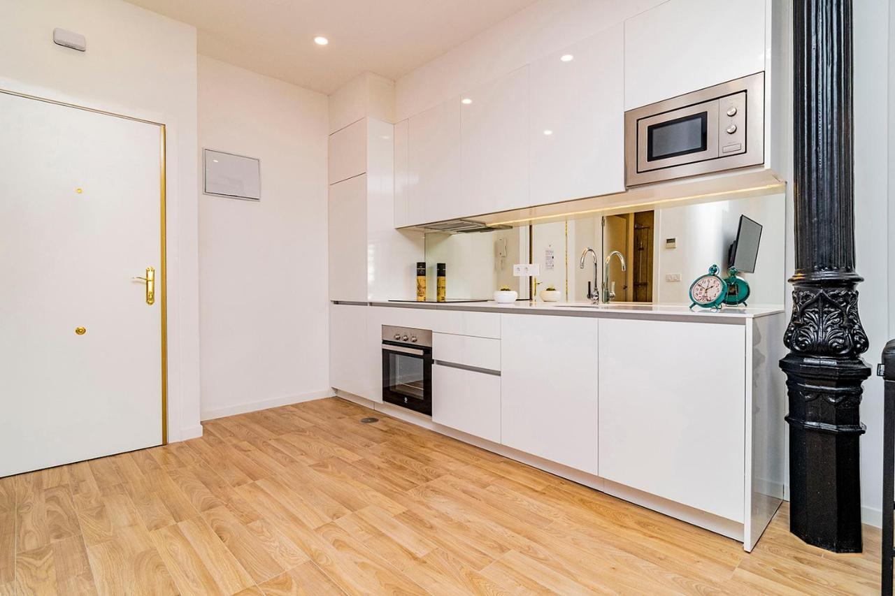 Apartamento Unbeatable Views Of Puerta Del Sol, Calle Mayor *